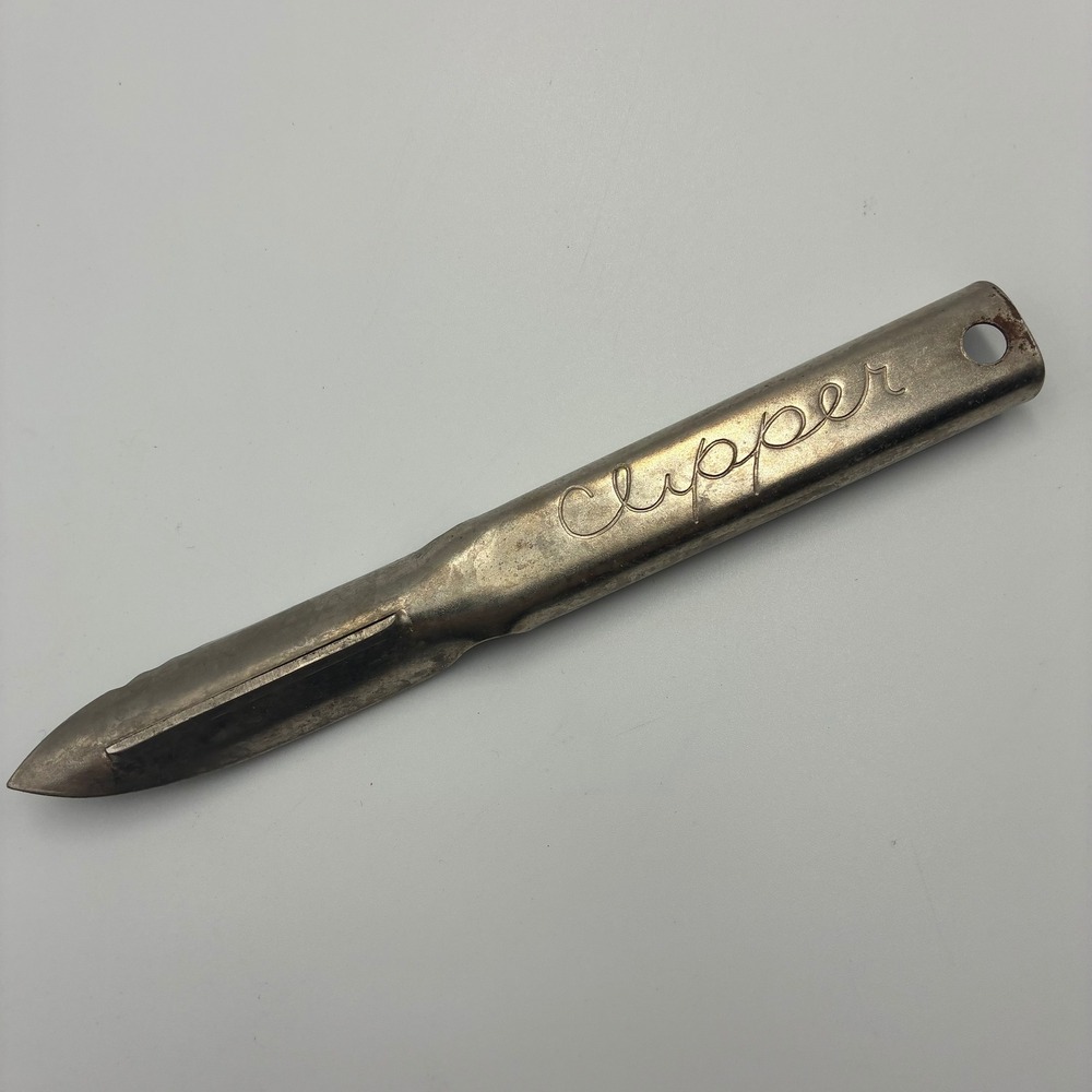 Vintage Clipper Metal Vegetable Peeler Serrated Edge Silver Tone Kitchen Tool